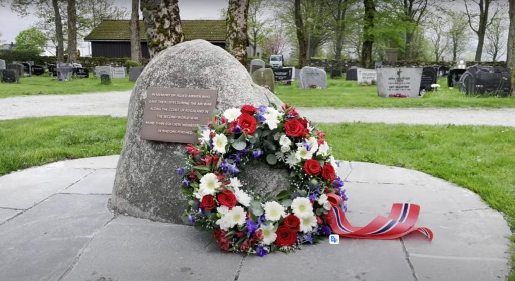 Verdig 8. mai avduking av minnesmerke på Sola kirkegård.