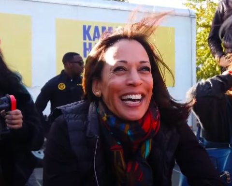 Demokratene går all-in for Kamala etter at Biden trekker seg fra 2024-valget