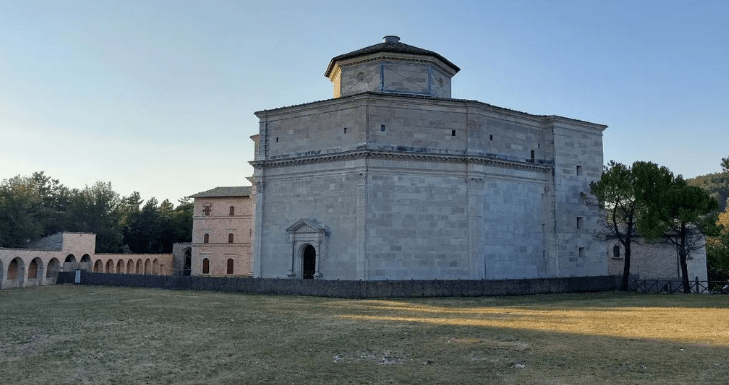 Santuario di Macereto