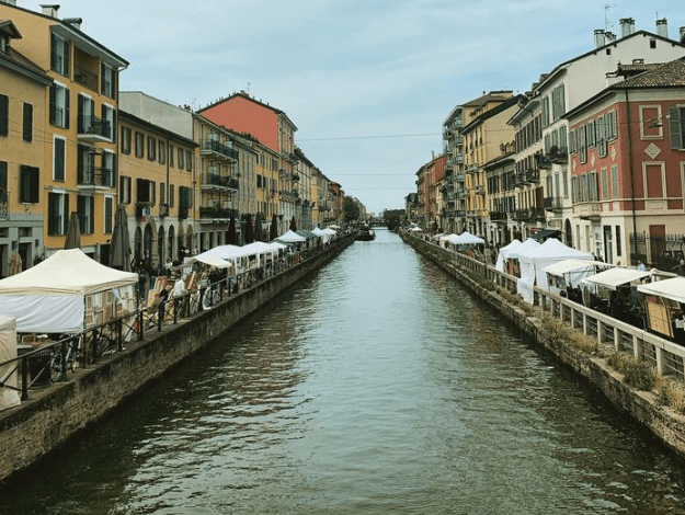 Navigli Grande in Milaan