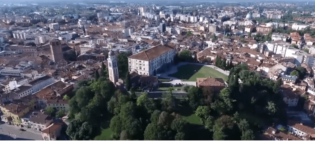 zicht op castello di udine of het kasteel van Udine