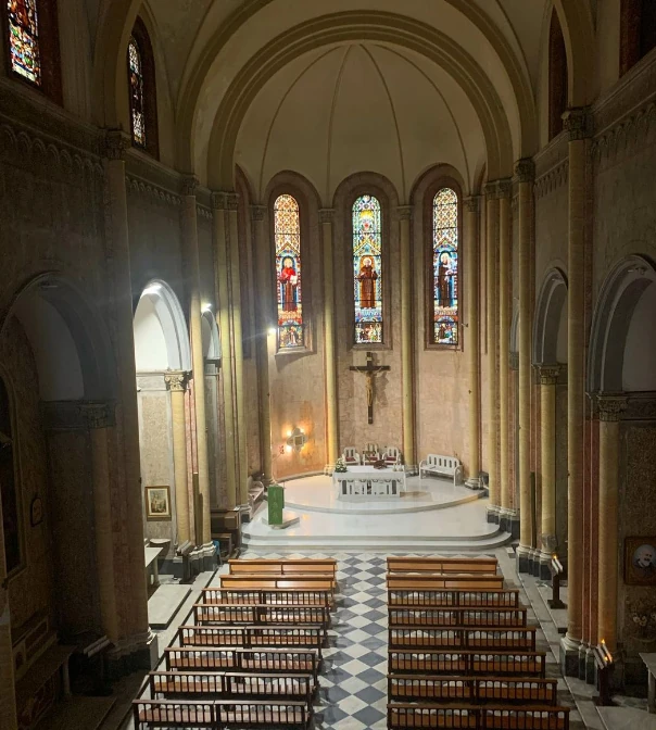 Napels gids Interieur van de Basilica di San Francesco di Paola in Napels