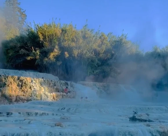 De thermen van Saturnia in Toscane