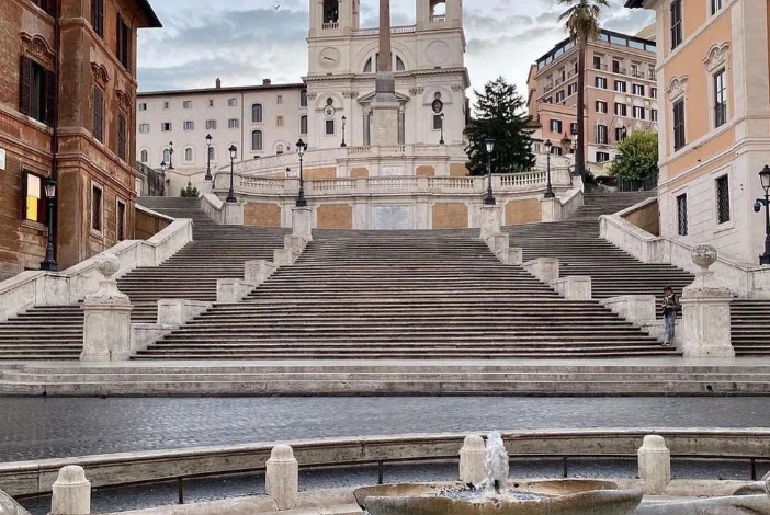 Ontdek de Spaanse trappen in Rome het nachtleven en winkels