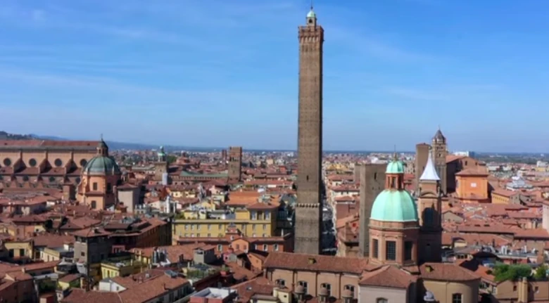 bezienswaardigheden Bologna