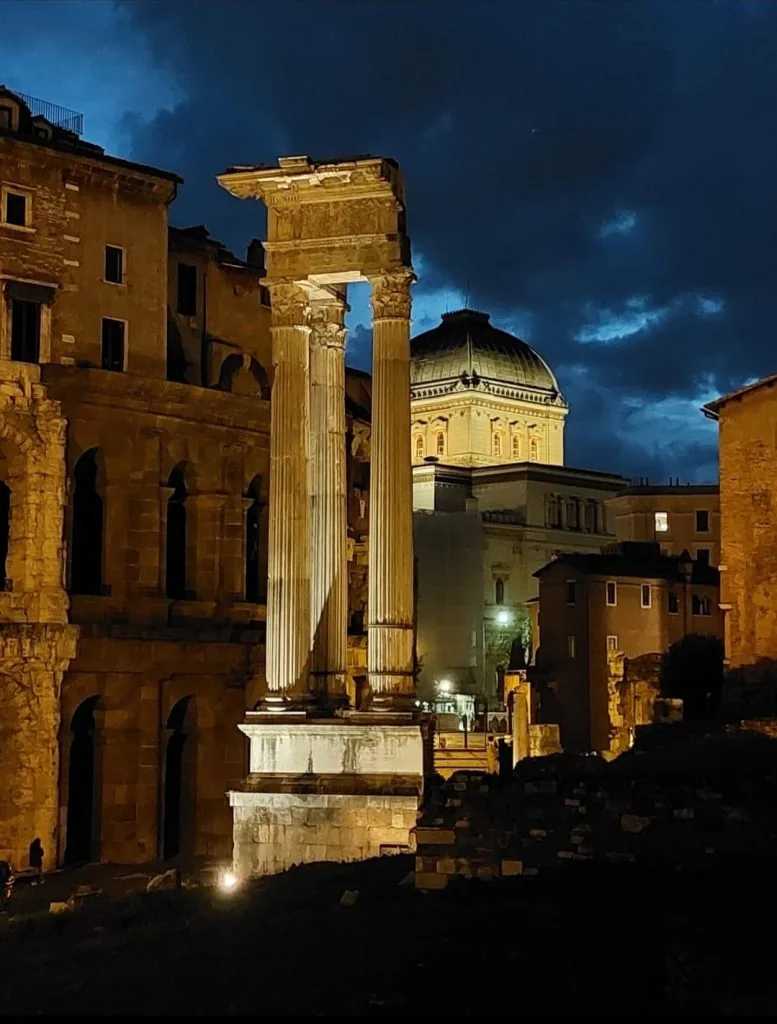 Avondactiviteiten Rome wandelen, wijn boottocht Avondactiviteiten Rome wandelen, wijn boottocht