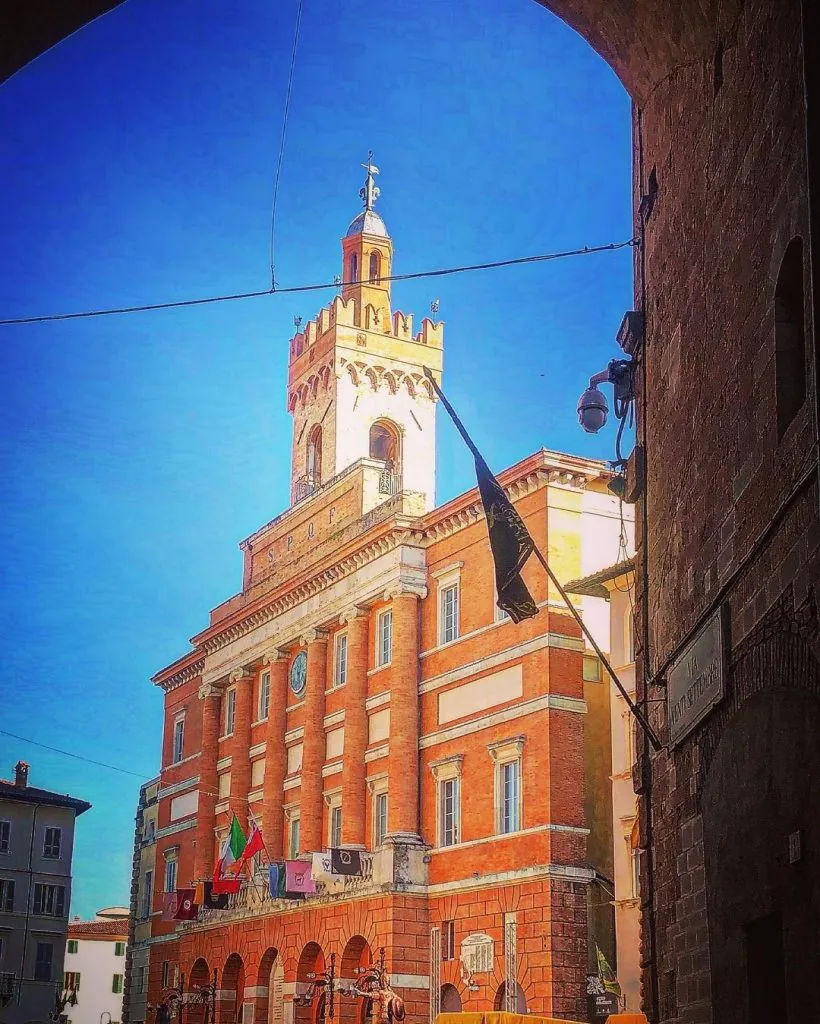 foligno bezoeken