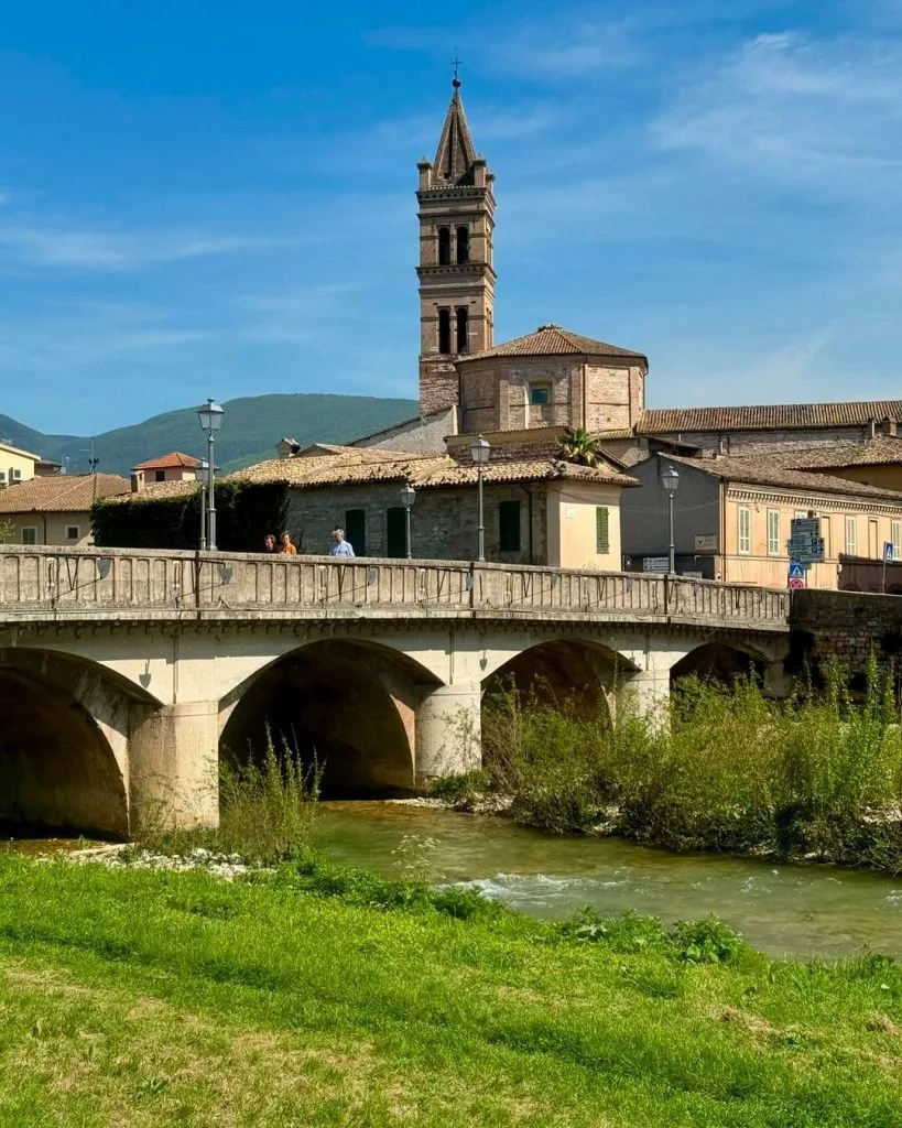 foligno bezoeken