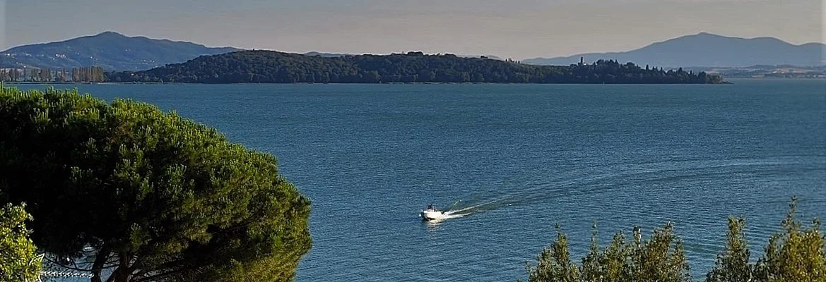 Lago Trasimeno bezoeken dorpen, eilanden Lago Trasimeno bezoeken dorpen, eilanden