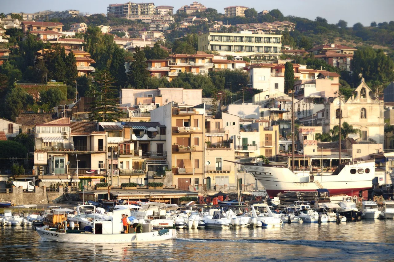 Aci Trezza bezoeken