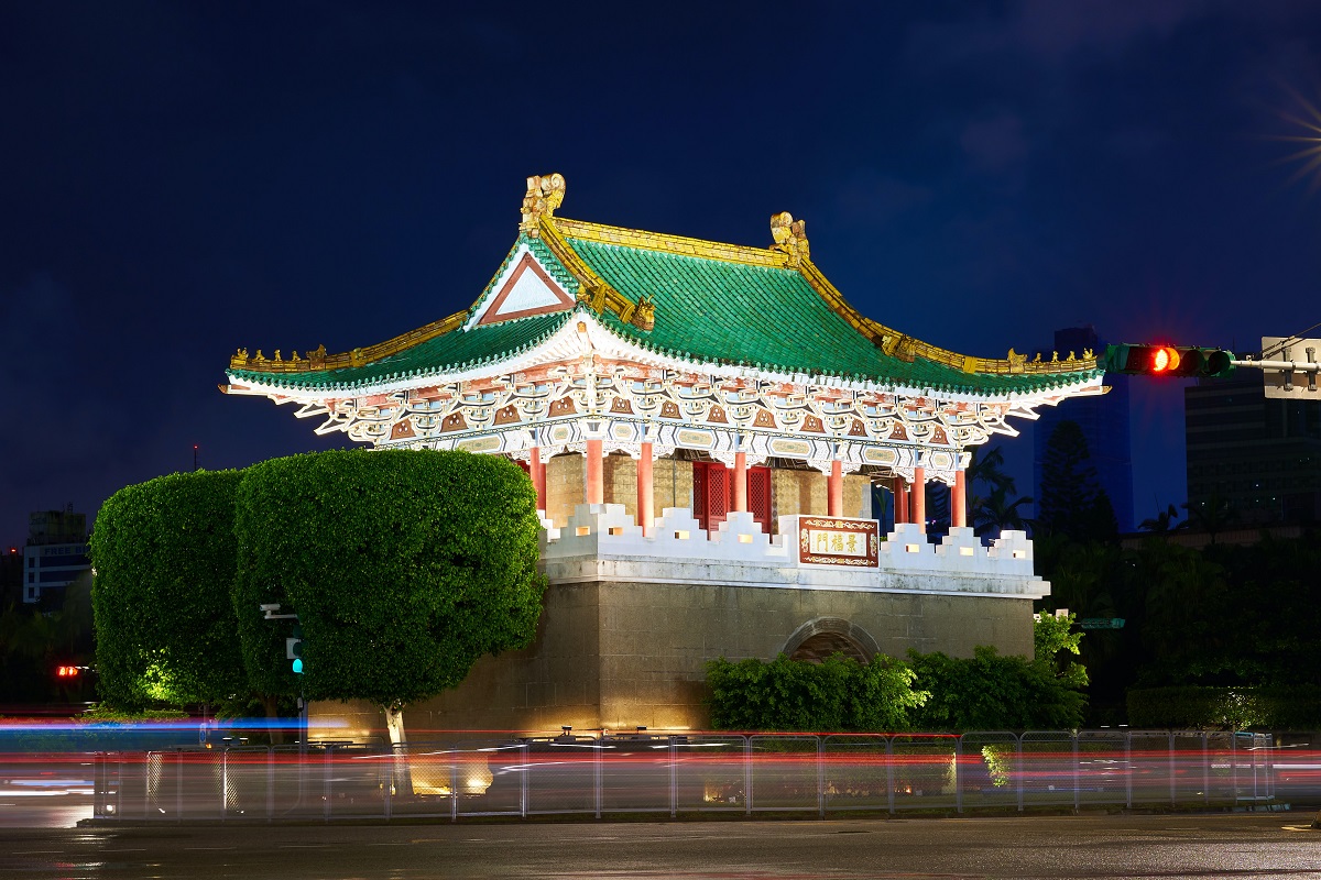 Taipei Dong Men East Gate