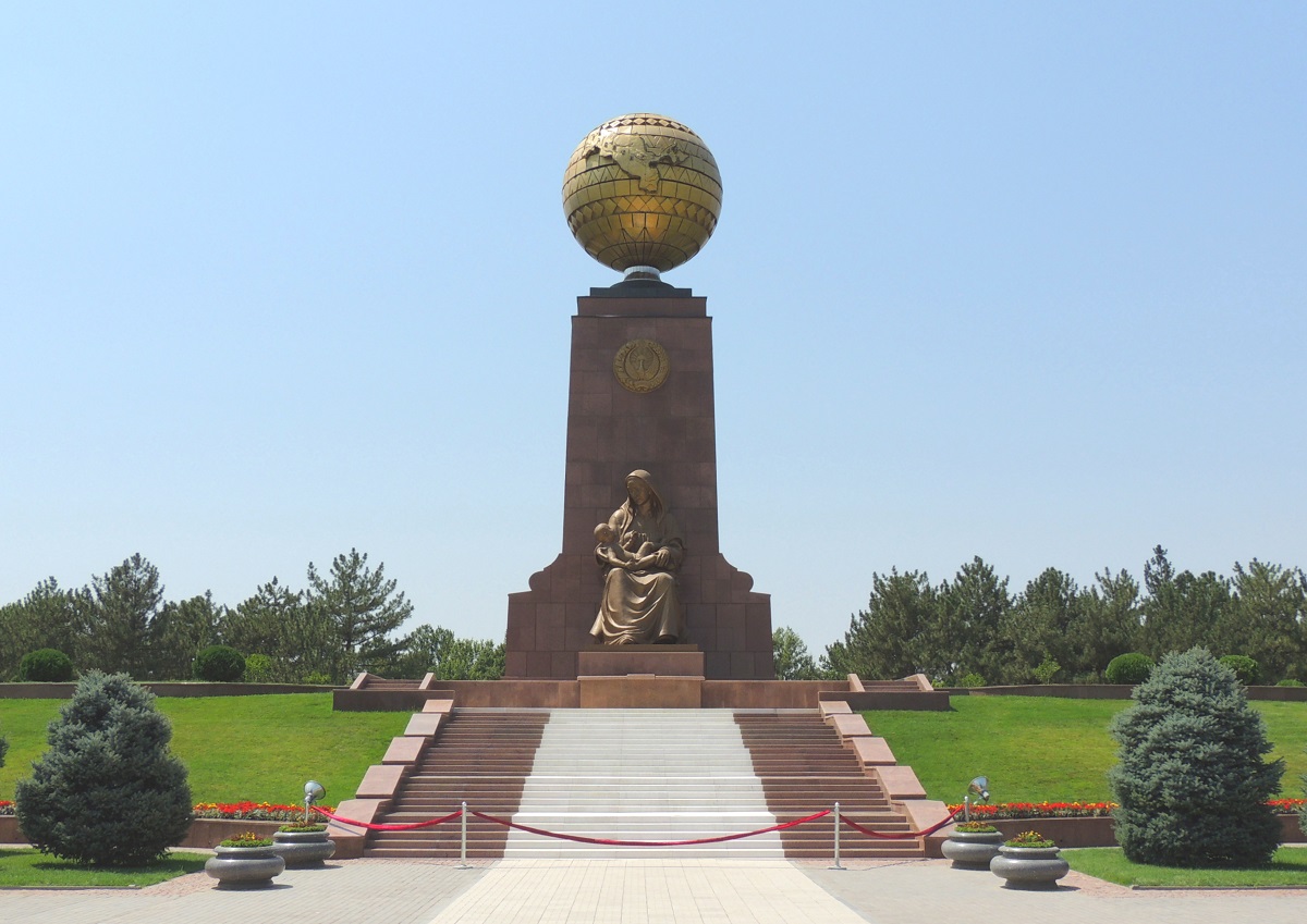Independence Monument, Tashkent