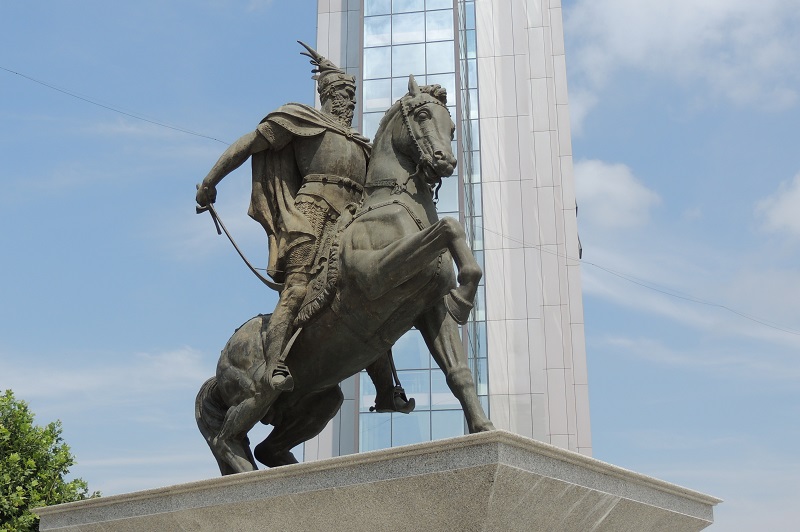 Skanderbeg Monument, Pristina