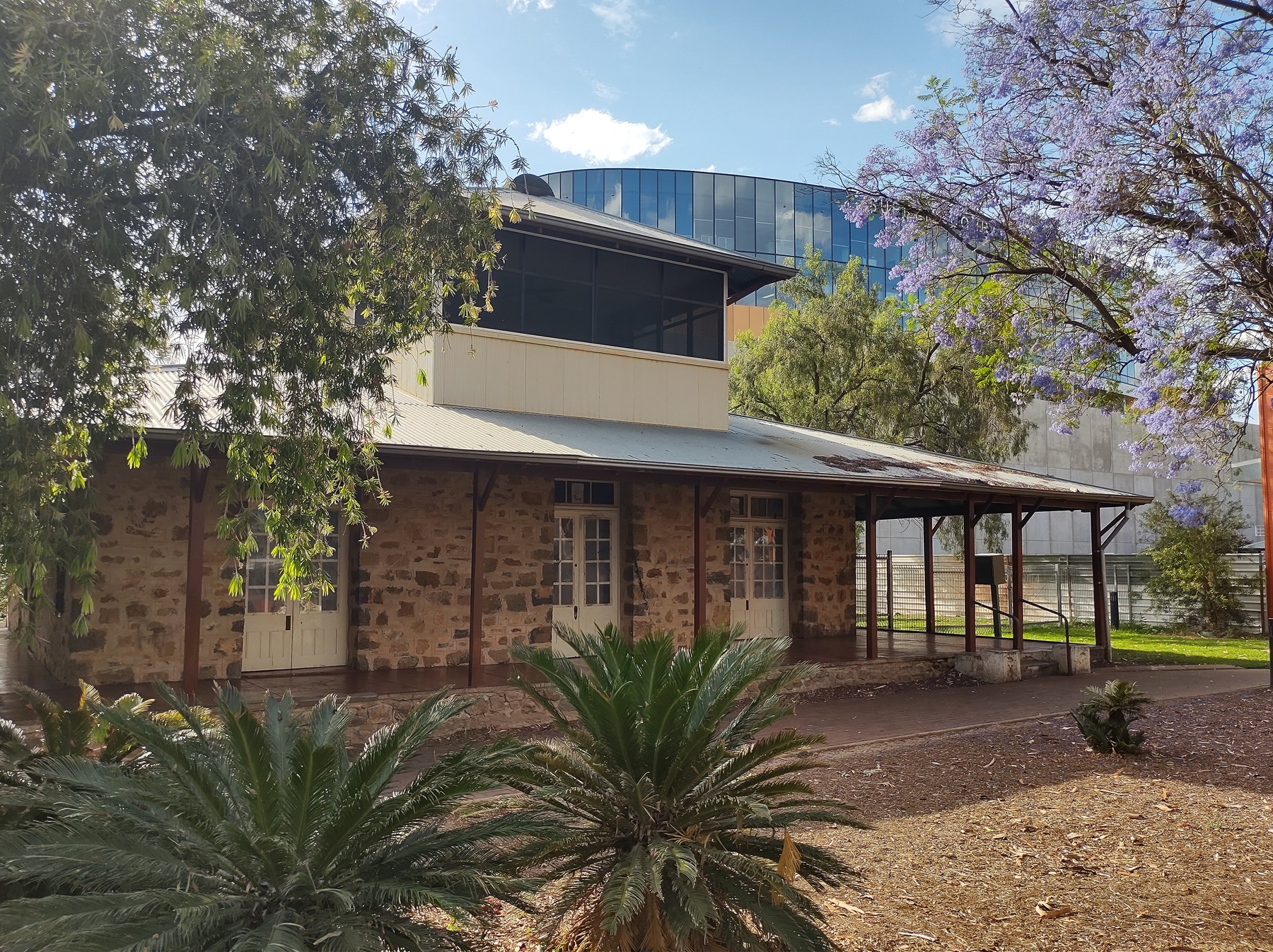 Adelaide House, Alice Springs
