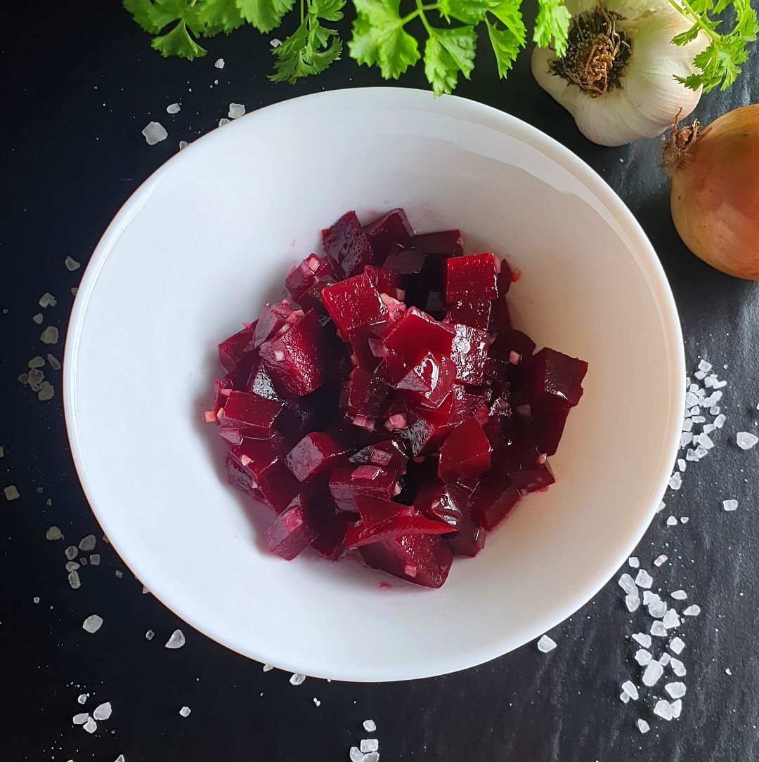 Rote Bete Salat: Einfaches Rezept für ein farbenfrohes ...