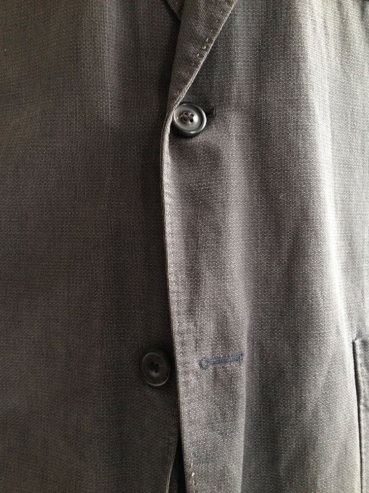 Maison Martin Margiela grey suit — spring 2010 - VANIITAS Maison Martin Margiela grey suit — spring 2010 - VANIITAS