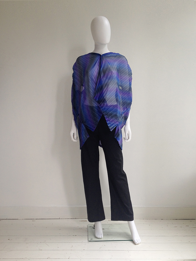 トップス ISSEY MIYAKE FETE 中古・古着通販】ISSEY MIYAKE FETE (イッセイミヤケフェット