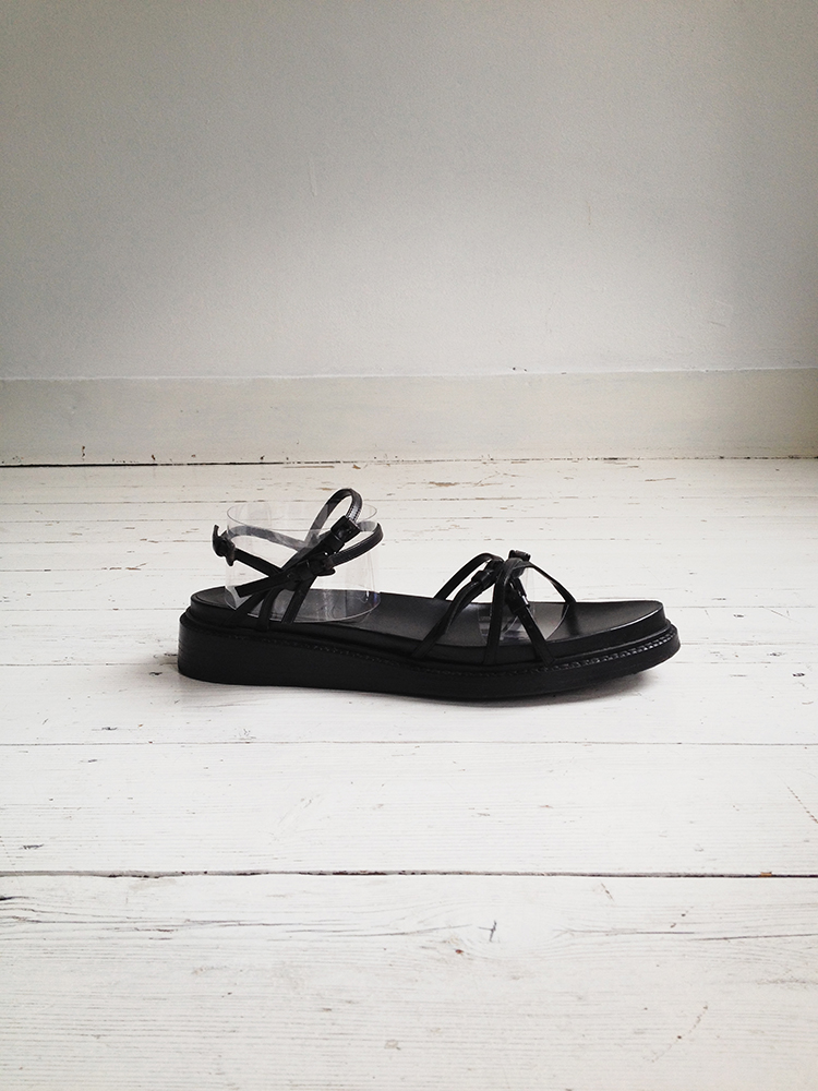 ANN DEMEULEMEESTER バングル 黒 Ann Demeulemeester - アンドゥムルメステール 21AW レザー