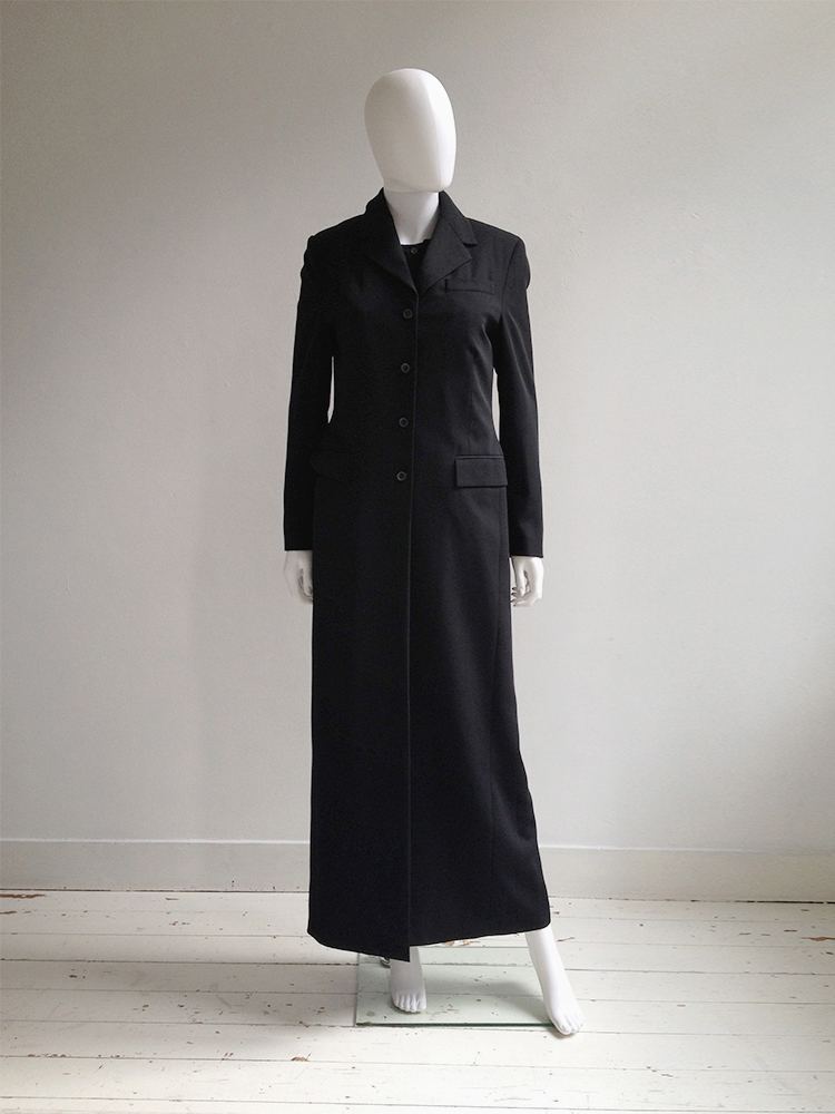 コート Ann Demeulemeester Black crepe ine trench coat Ann Demeulemeester black wool trenchcoat with double