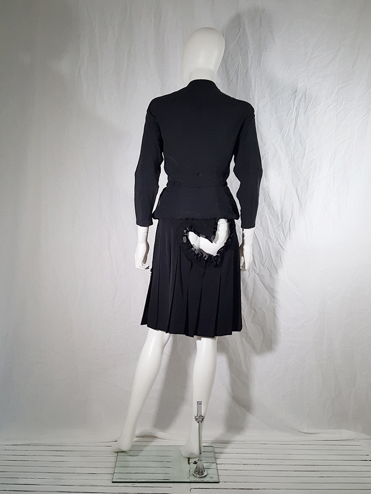 Comme des Garçons black pleated skirt with ruffled hearts