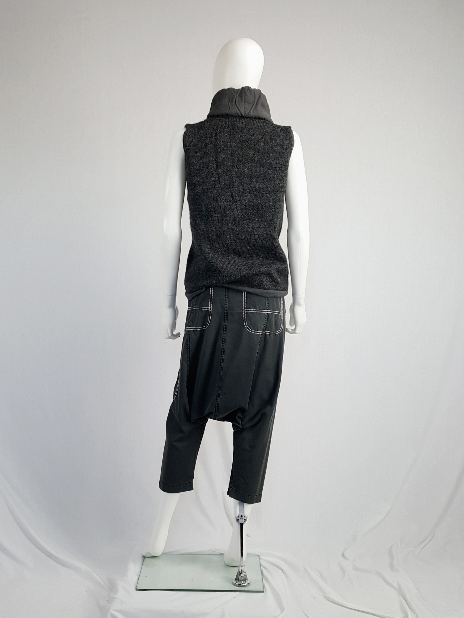 COMME des GARCONS コムデギャルソン DM カタログ 2009 COMME des GARCONS コムデギャルソン DM カタログ 2009 Yahoo