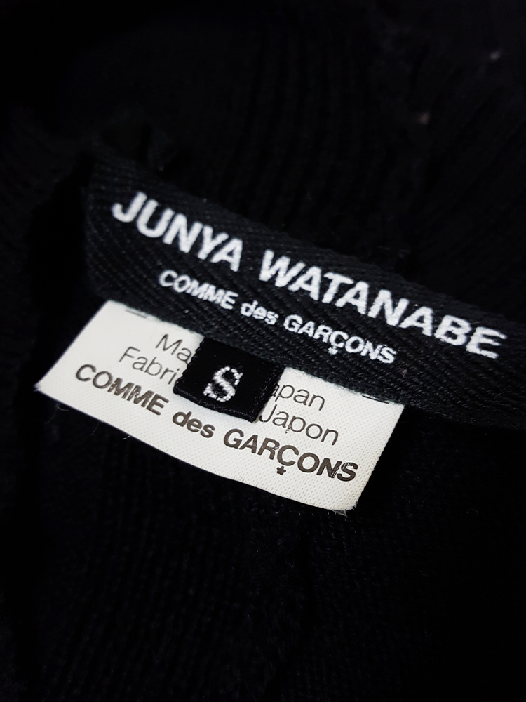 Junya Watanabe black twisted jumper — fall 2007 - VANIITAS Junya Watanabe black twisted jumper — fall 2007 - VANIITAS
