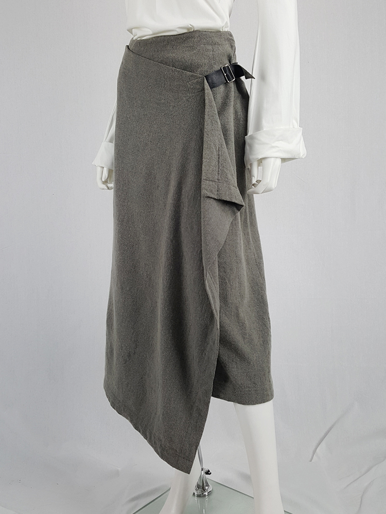 Comme des Garçons tricot grey wrap skirt with belt — AD 1992 Comme des Garçons tricot grey wrap skirt with belt — AD 1992
