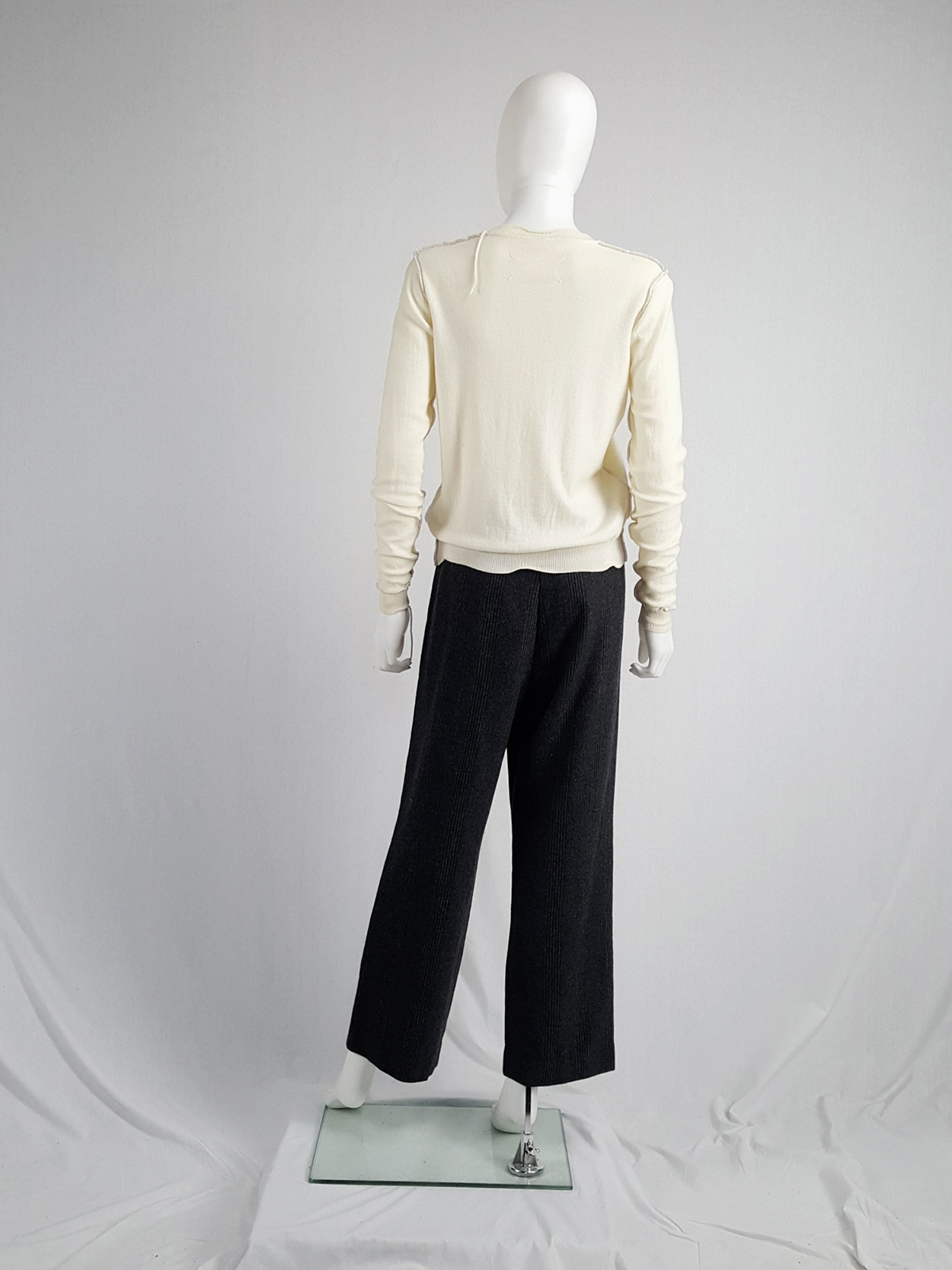 洋書 Martin Margiela  creame Cream #9 - Margiela – Offbrand Library