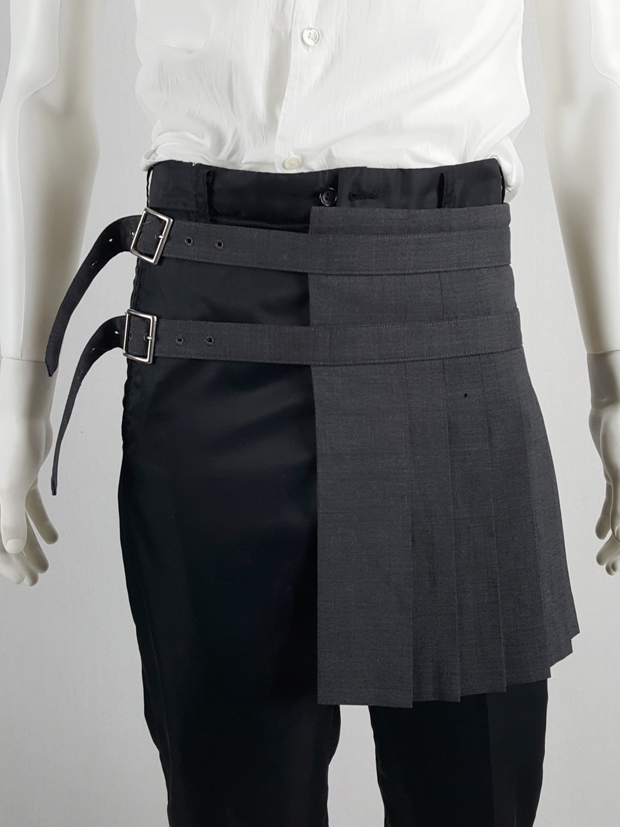 Comme des Garçons Homme Plus grey belted half-skirt — spring Comme des Garçons Homme Plus grey belted half-skirt — spring