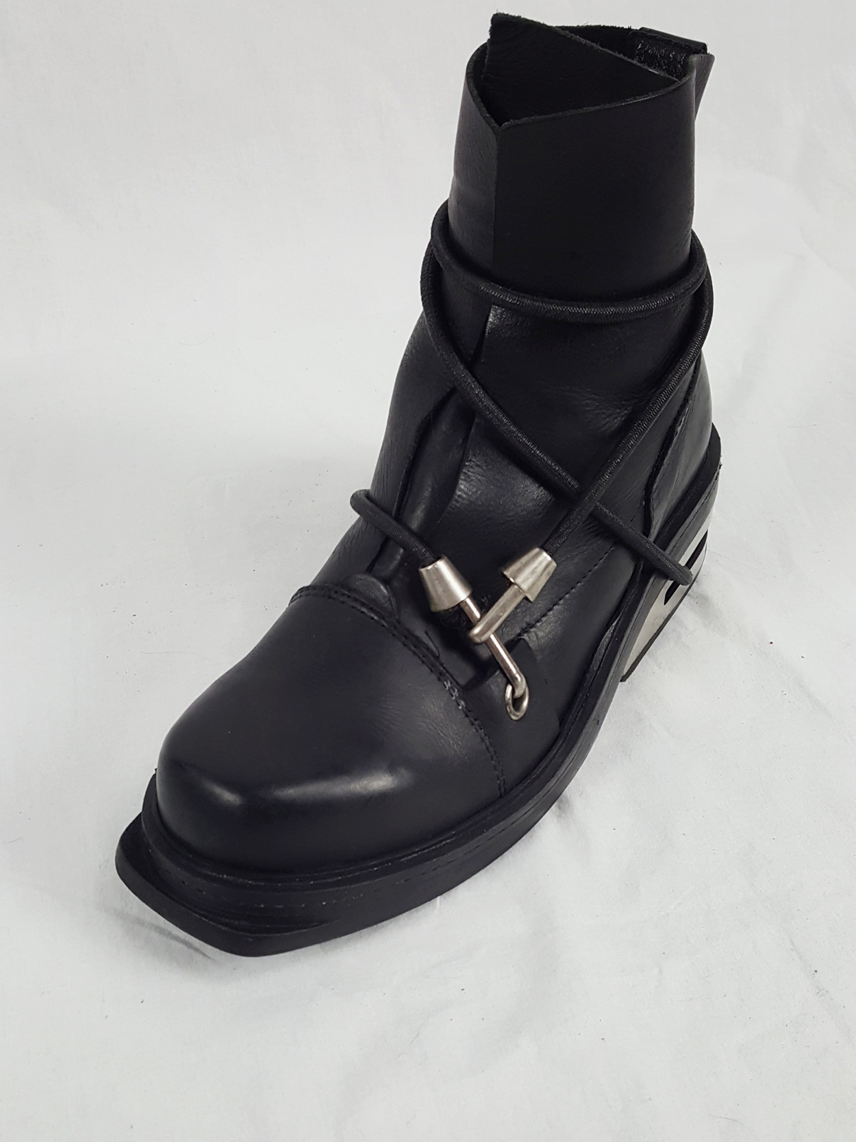 Dirk Bikkembergs black mountaineering boots with black and