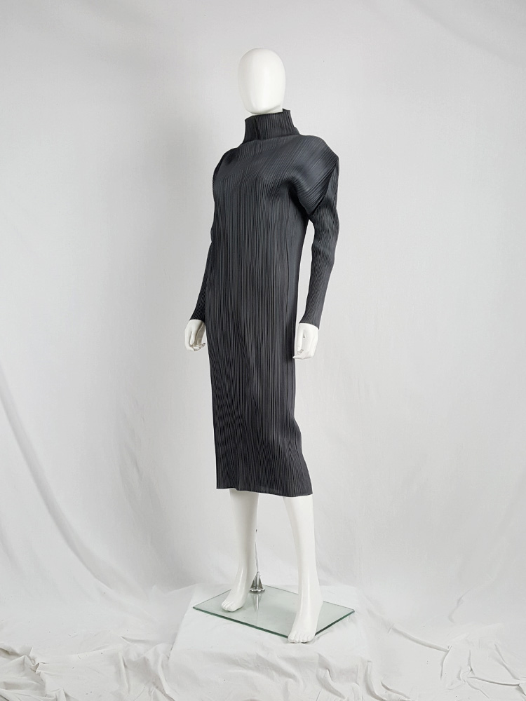 PLEATS PLEASE ISSEY MIYAKE 伊勢丹限定ストール PLEATS PLEASE ISSEY MIYAKE - 美品 プリーツプリーズ イッセイ
