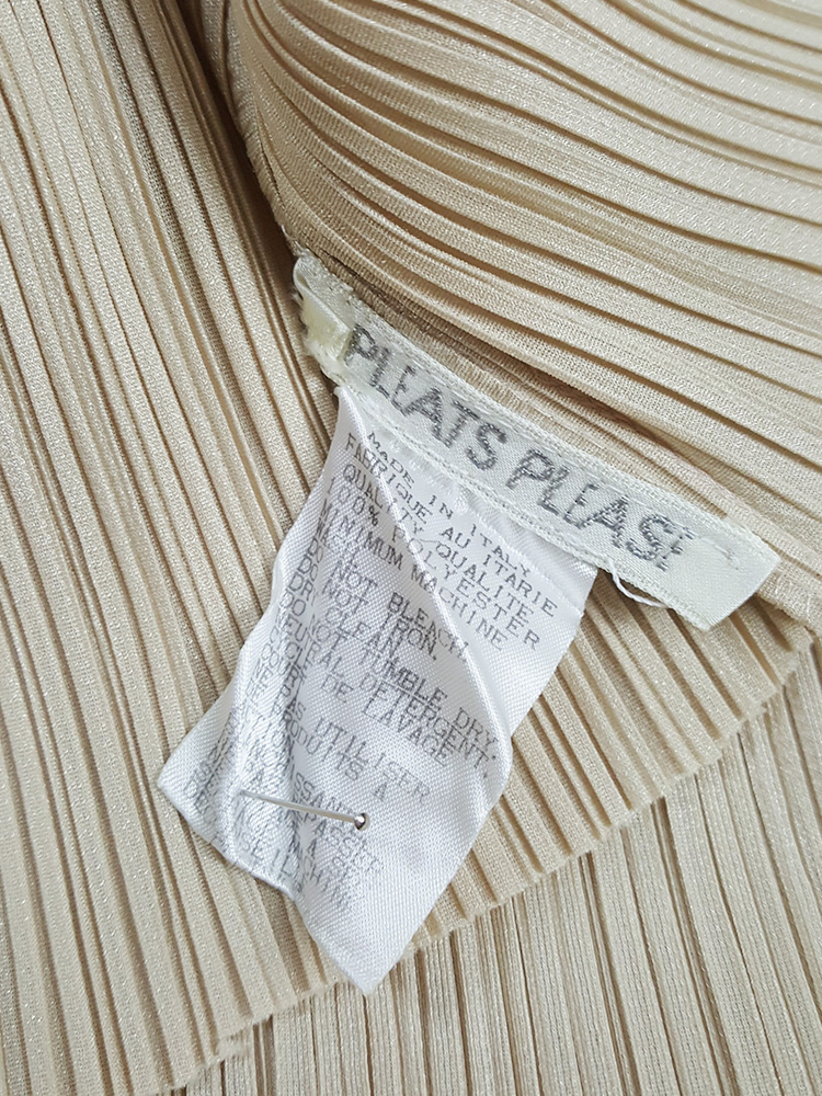 トップス issei miyake preats please PLEATS PLEASE ISSEY MIYAKE – ISSEY MIYAKE ONLINE STORE