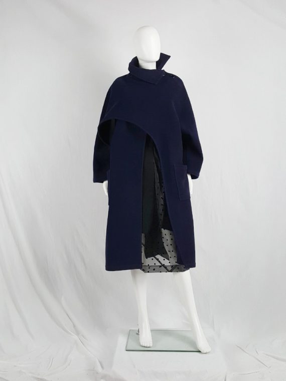 1980’s Y’s yohji yamamoto vintage coat Yohji Yamamoto dark blue oversized sculptural coat — 1980s