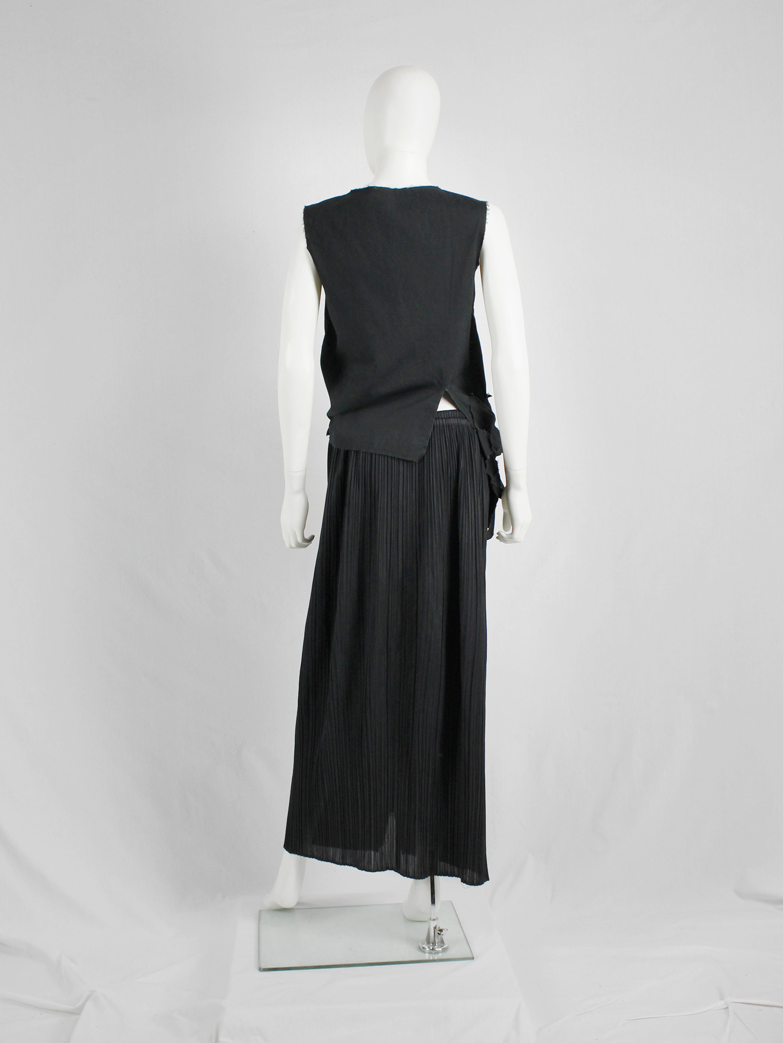 Issey Miyake Pleats Please black pleated maxi skirt with front 
