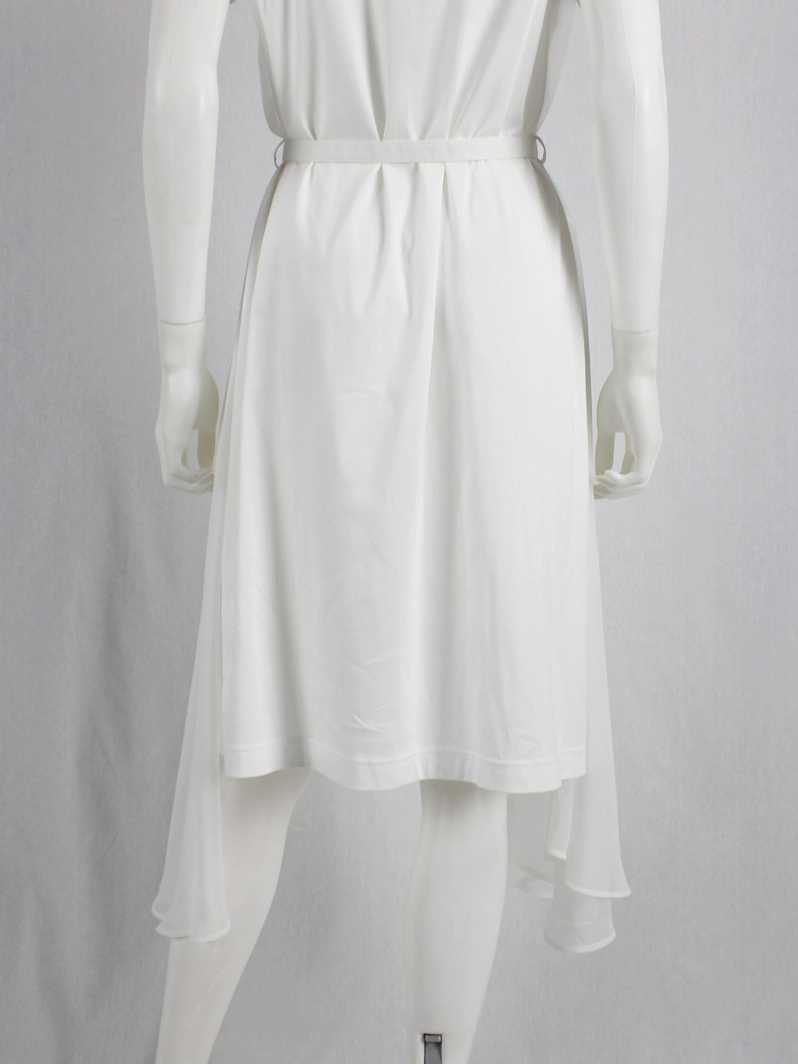 Noir Kei Ninomiya white belted dress with sheer side drapes