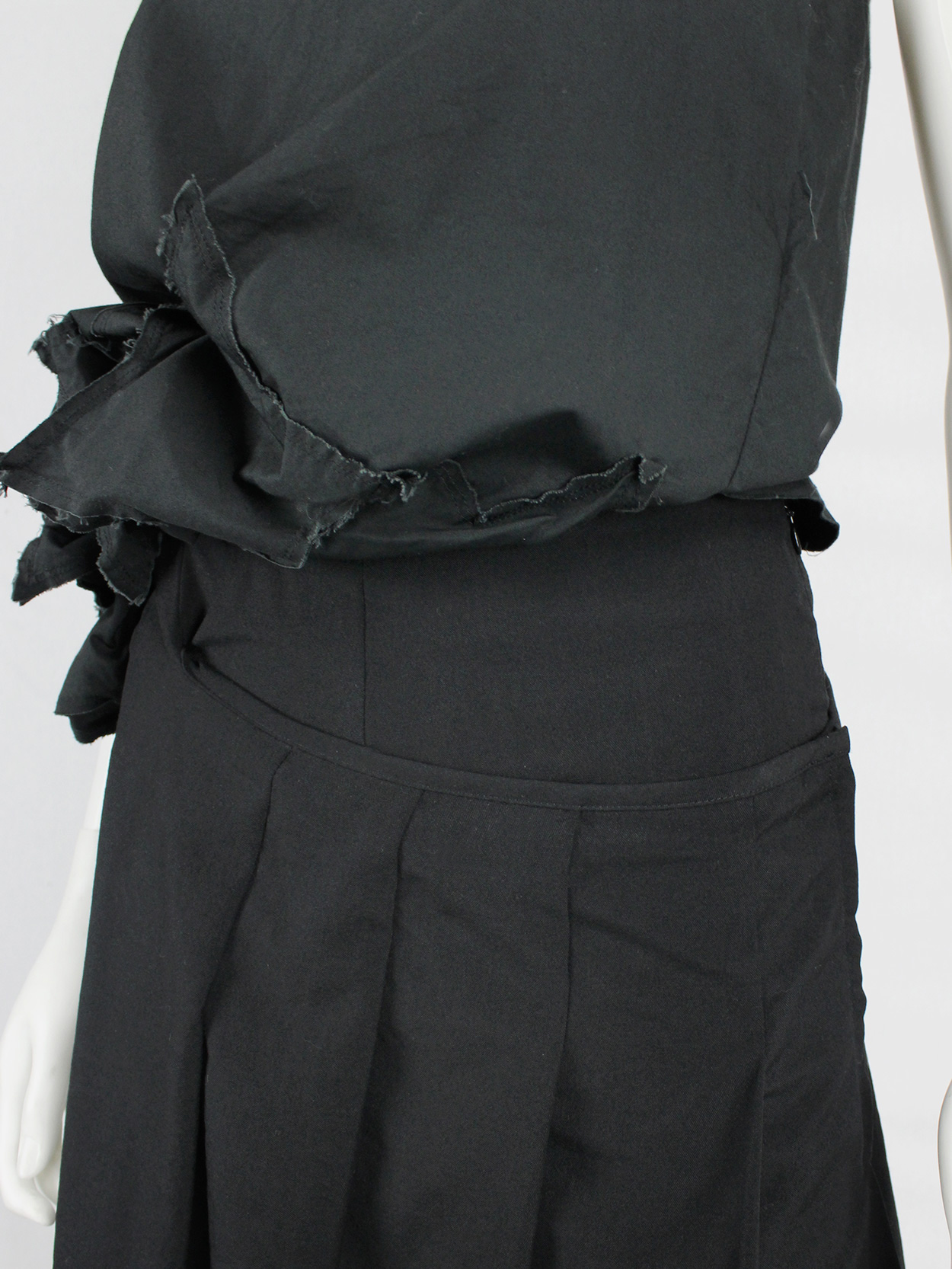 Comme des Garçons tricot black trousers with overlapping pleated 