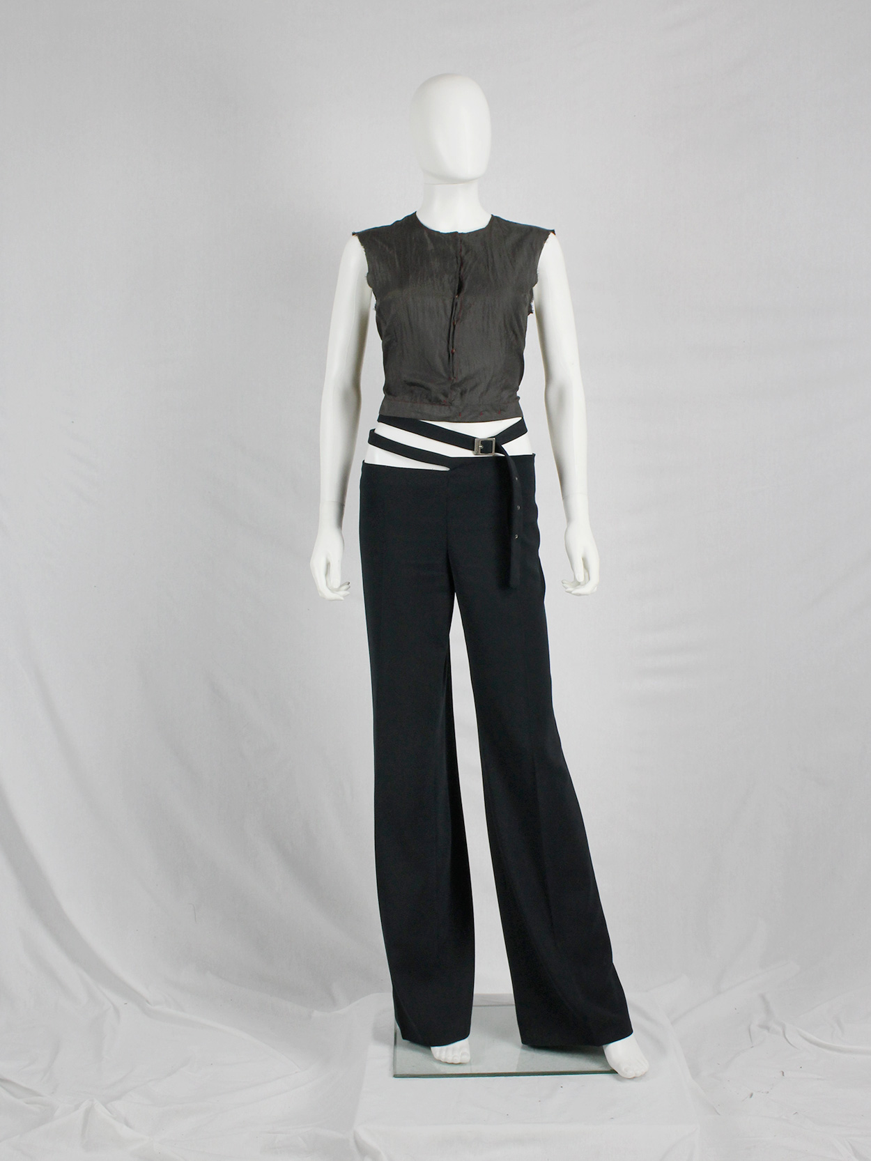 Maison Martin Margiela grey crop top with red stitching