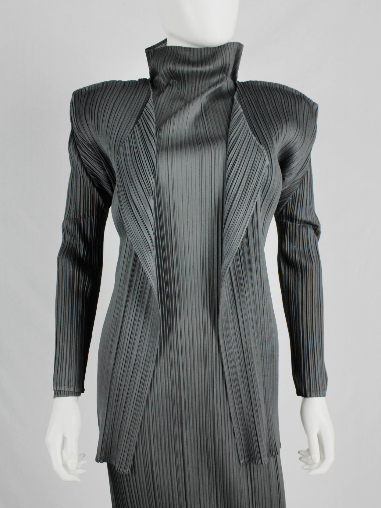 Issey Miyake Pleats Please grey open cardigan with square