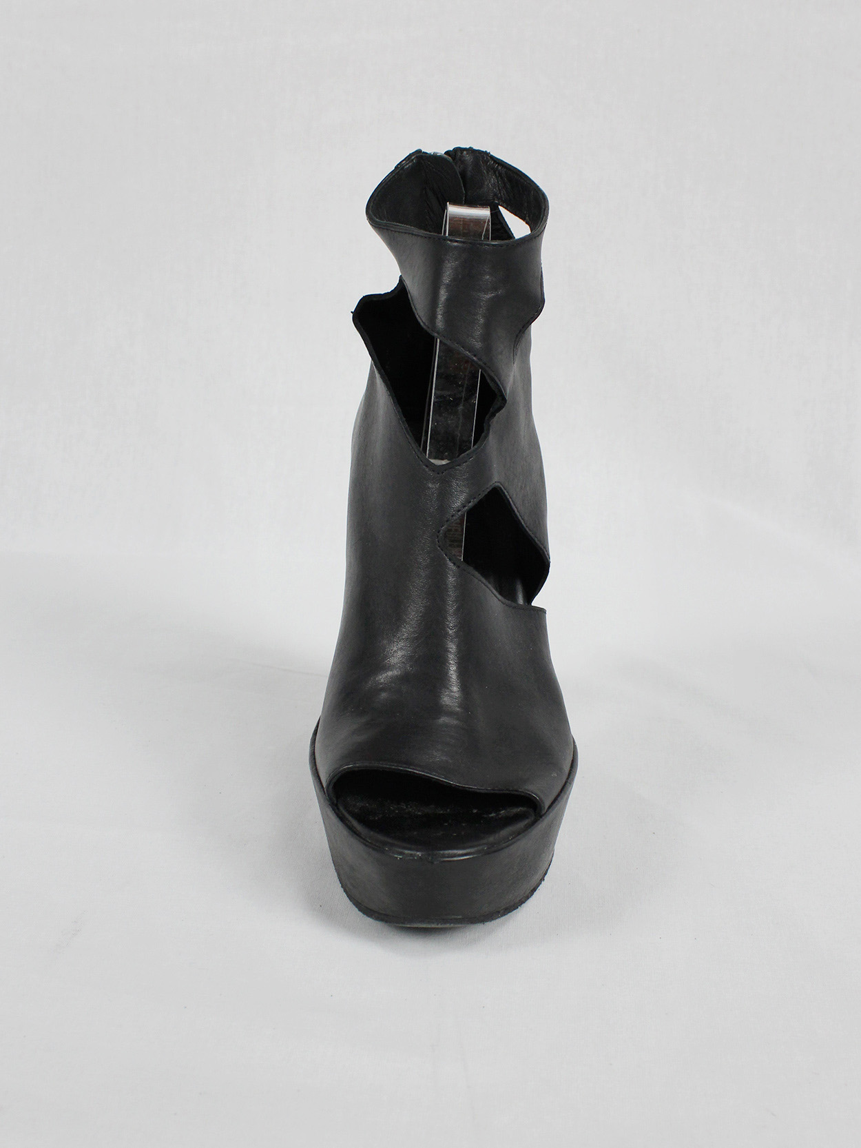 Ann Demeulemeester black platform boots with cut-out curved Ann Demeulemeester black platform boots with cut-out curved