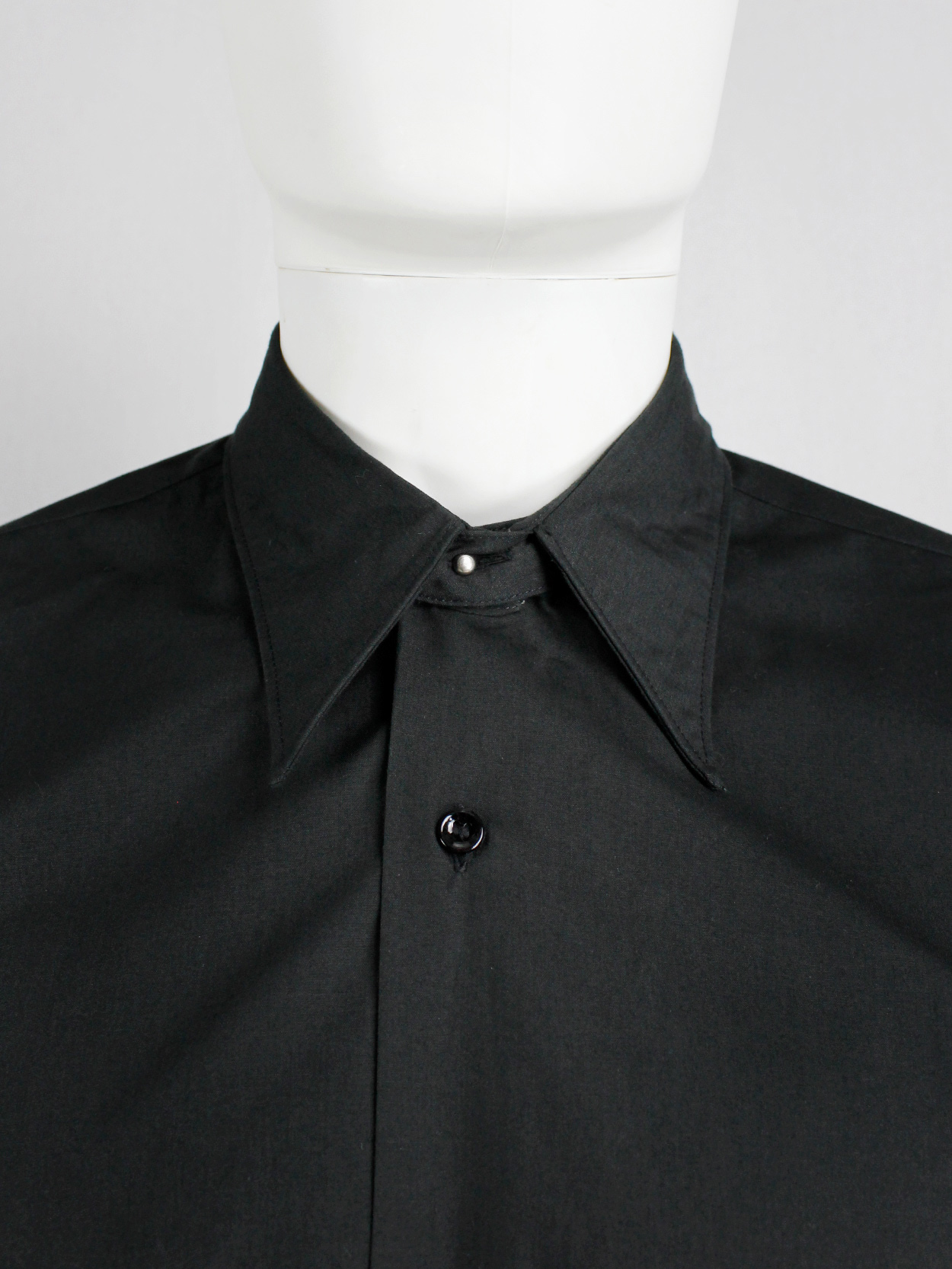 Maison Martin Margiela black shirt with detacheable collar — fall 