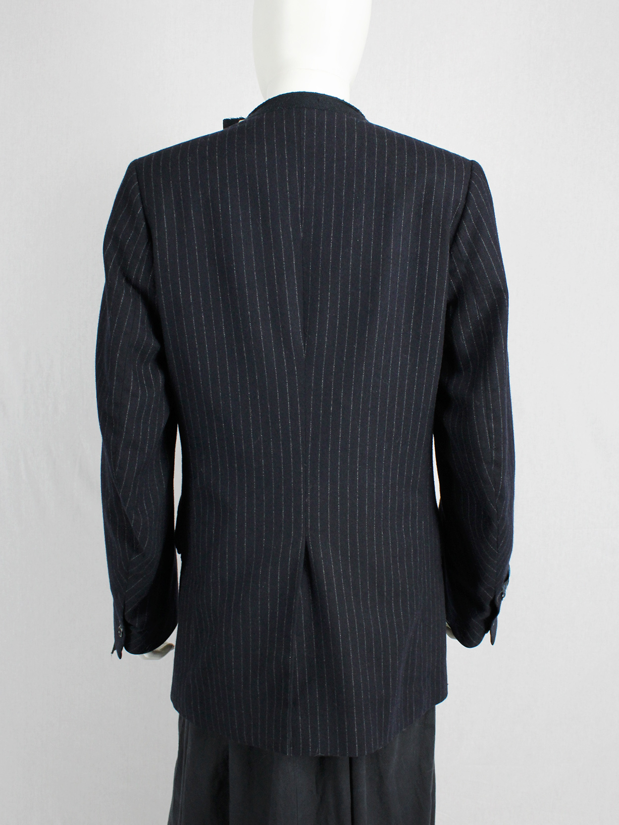 2004 aw Martin Margiela ジャケット 46 Maison Martin Margiela pinstripe blazer with detached lapel and