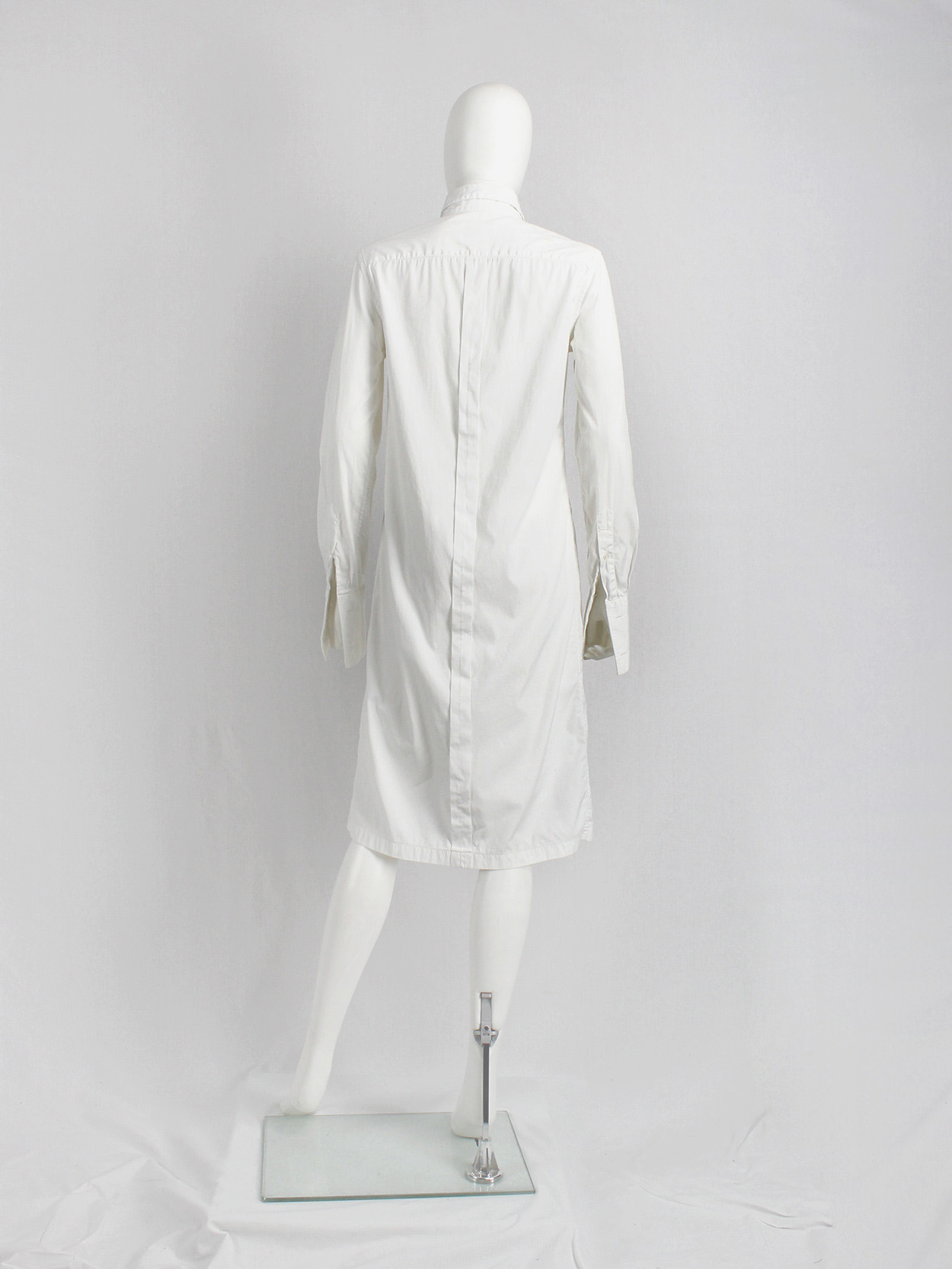 Maison Martin Margiela 4 white shirt elongated to be worn as a