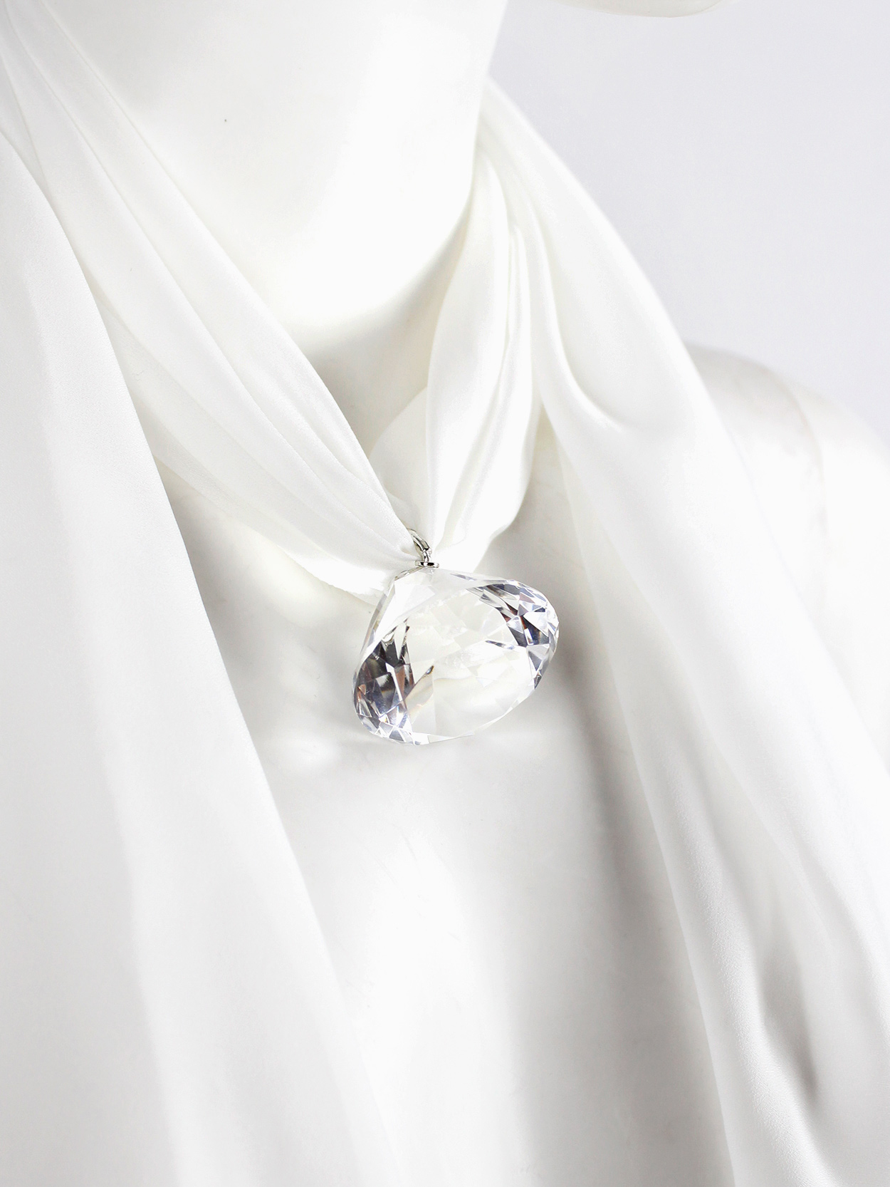 Maison Martin Margiela white scarf necklace with oversized diamond 