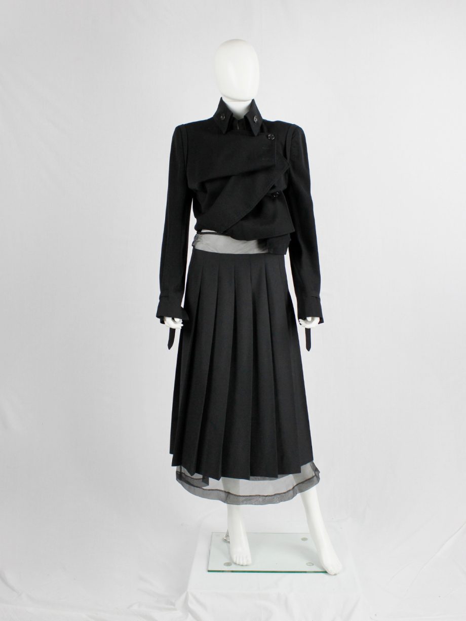 スカート Comme Comme Skirts Comme des Garçons black pleated skirt attached to a mesh