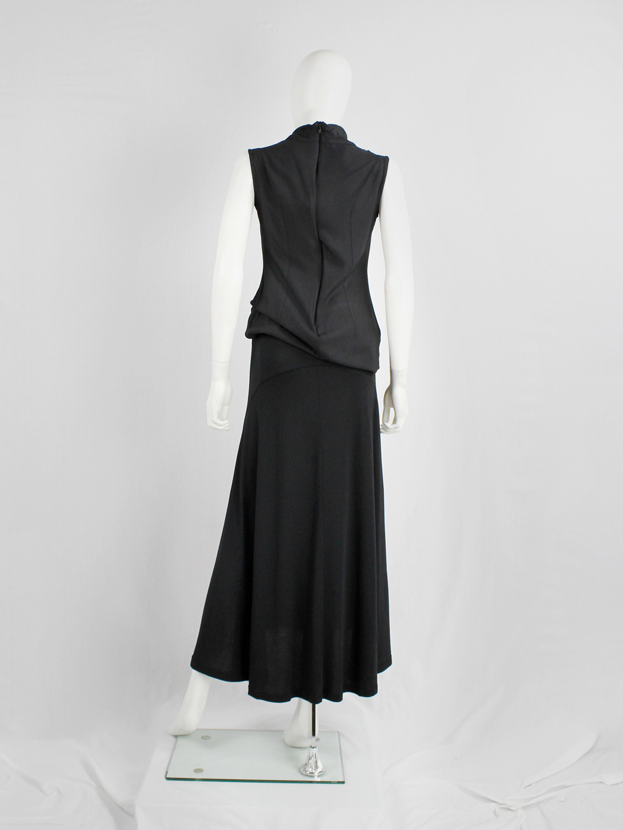 ANN DEMEULEMEESTER ブラック レイヤードタンクトップ 36 ANN DEMEULEMEESTER ブラック レイヤードタンクトップ 36 2025年