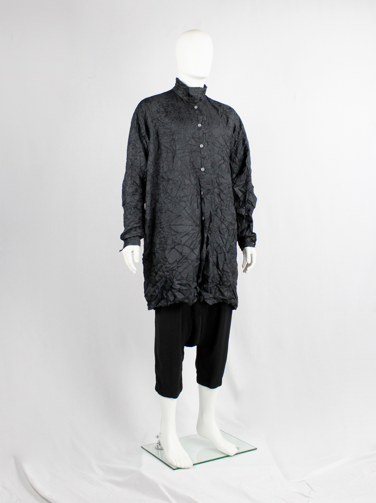 Issey Miyake black oversized shirt in permanently wrinkled Issey Miyake black oversized shirt in permanently wrinkled
