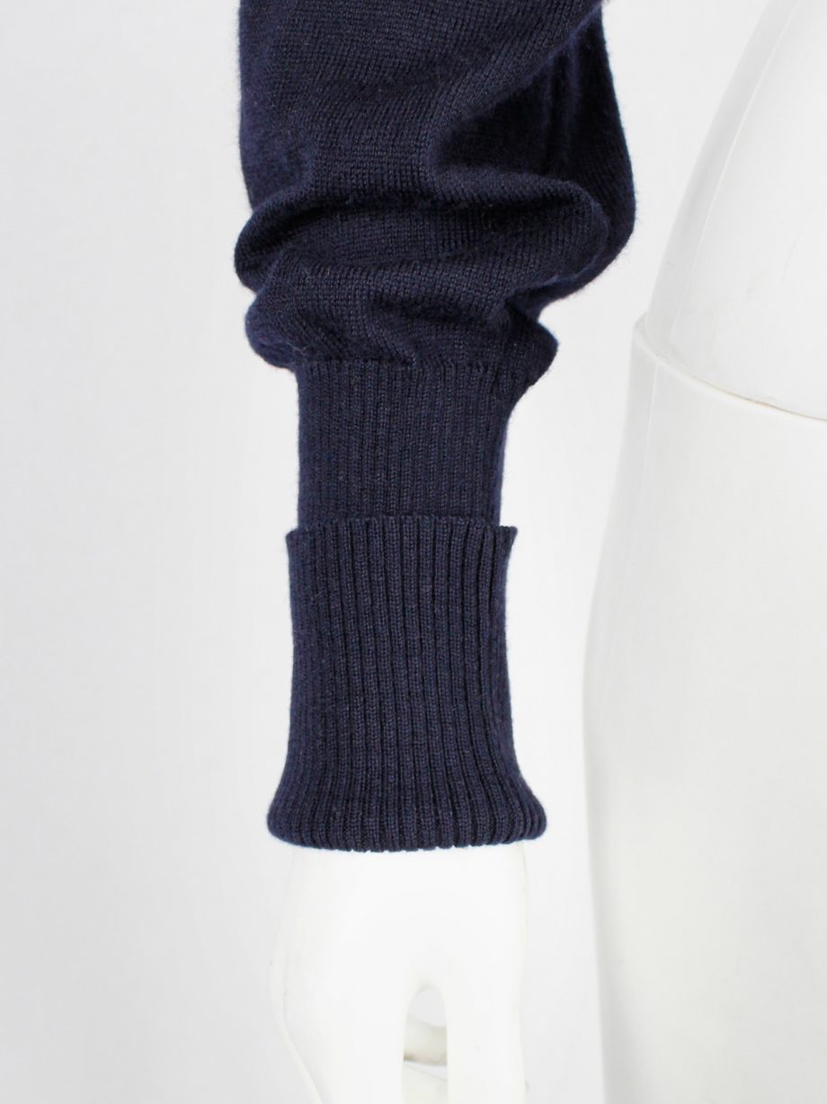 Maison Martin Margiela blue bolero with cuffed sleeve and sleeve with loose thread fall 2004 (4)