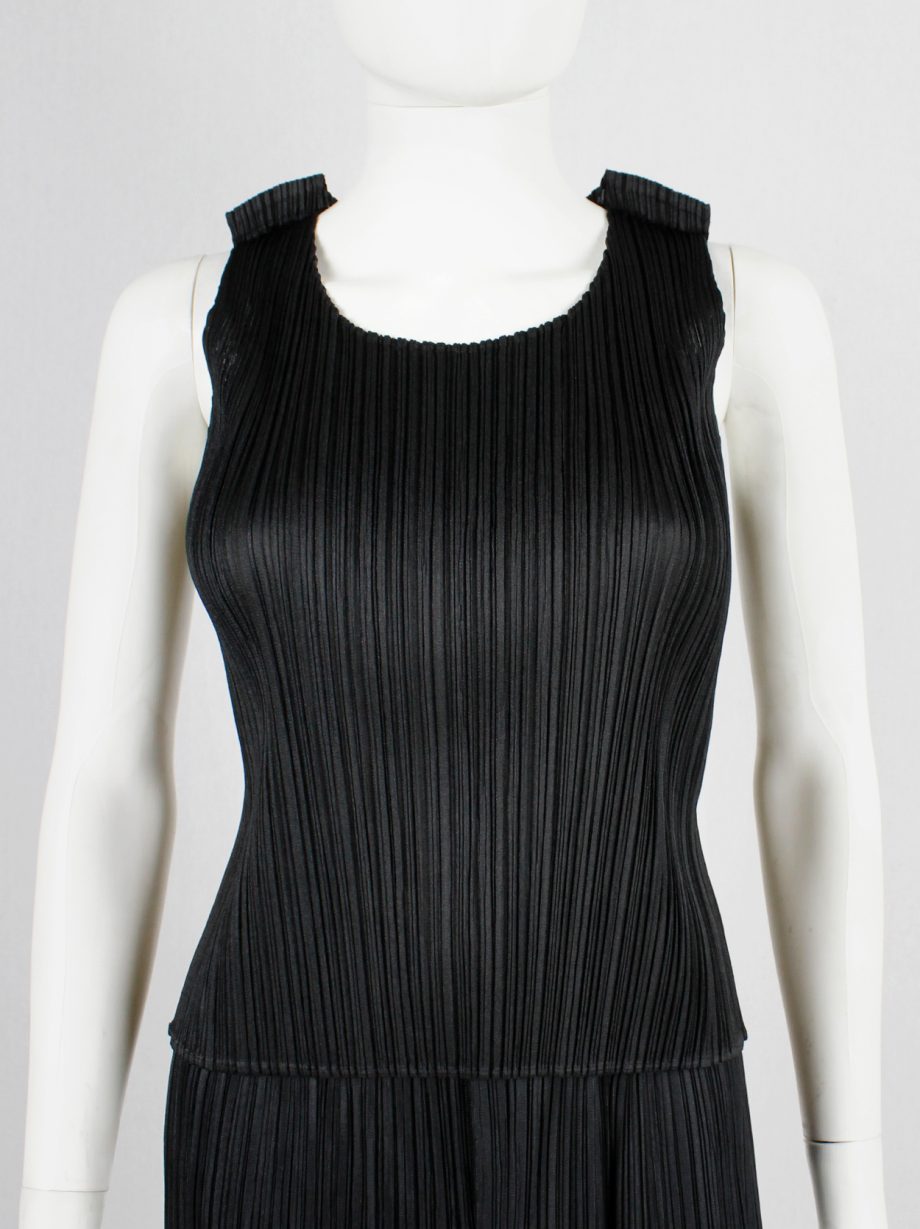 Issey Miyake Pleats Please black pleated sleeveless top with
