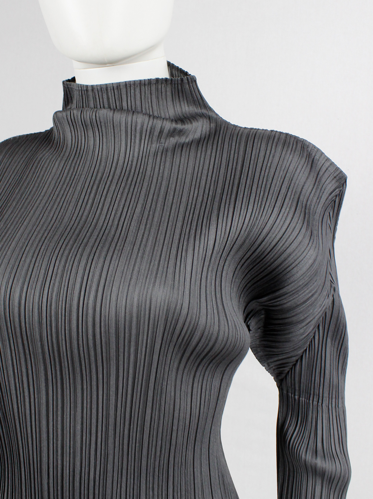 美品◎ PLEATS PLEASE ISSEY MIYAKE 長袖ハイネック PLEATS PLEASE 美品 ISSEY MIYAKE プリーツプリーズ イッセイ