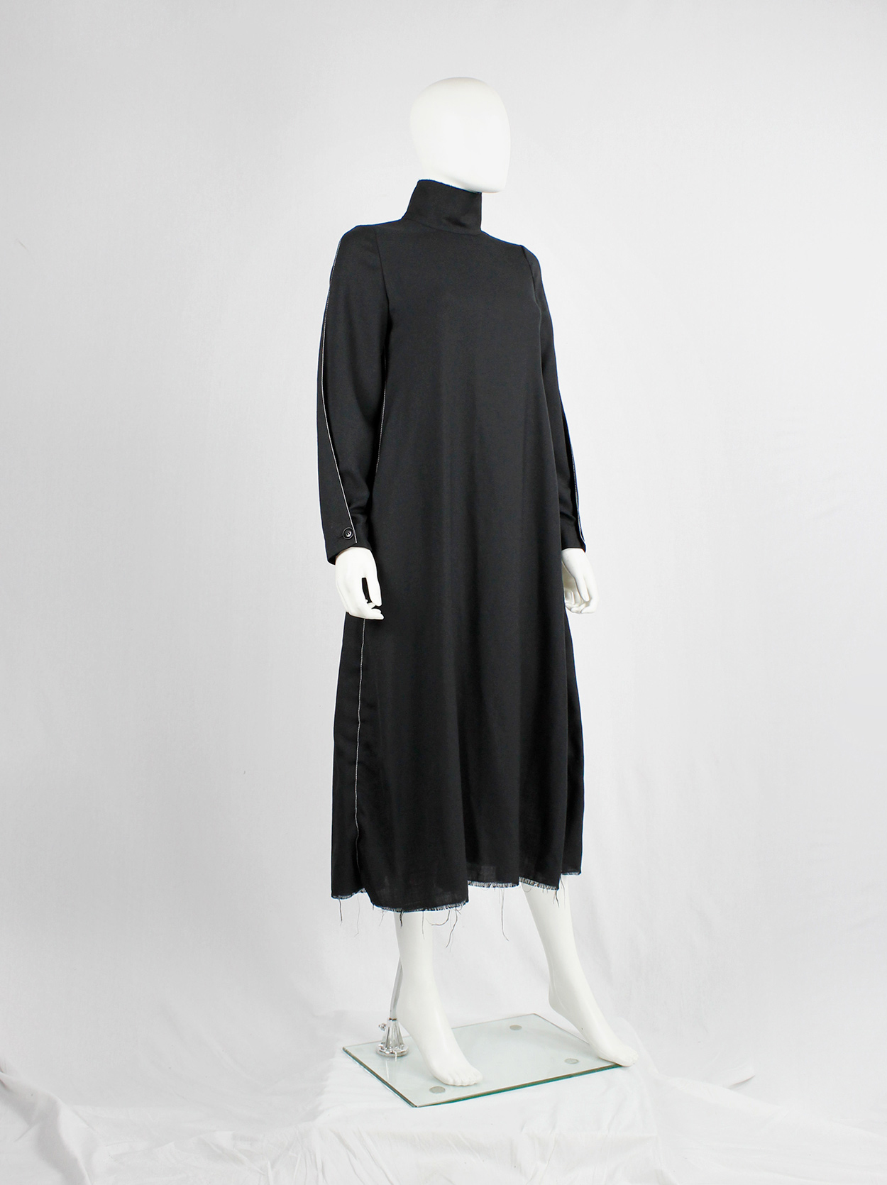 Y’sワイズ yohji yamamoto Aラインマキシ丈ワンピースブラック Y's Yohji Yamamoto black maxi turtleneck dress with white